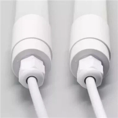 Luči za kokošnjake