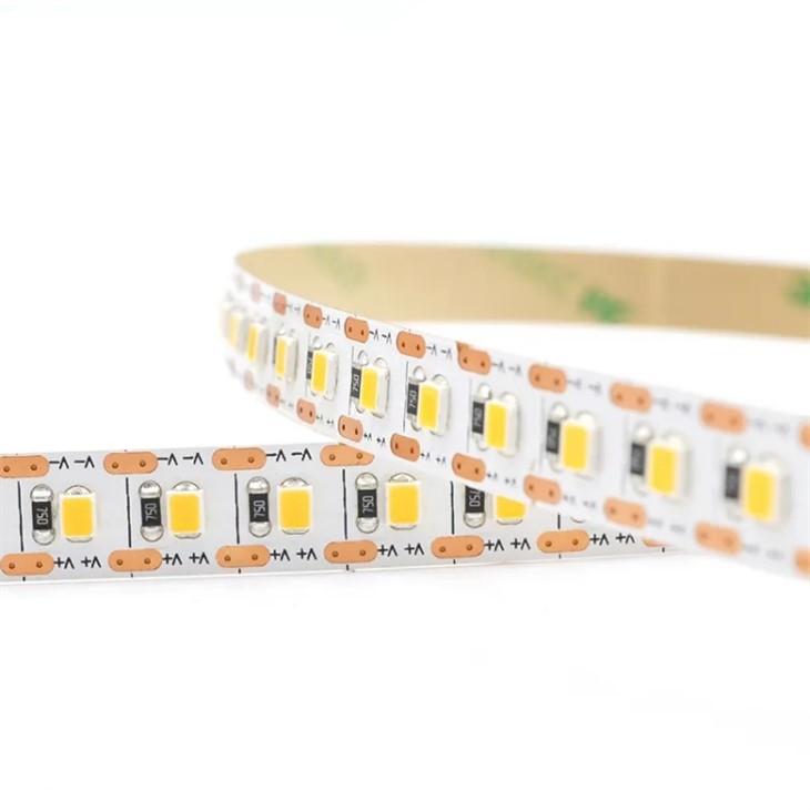 12000 lumnov LED trak