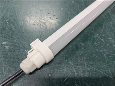 Diy solarna svetilka za kokošnjak