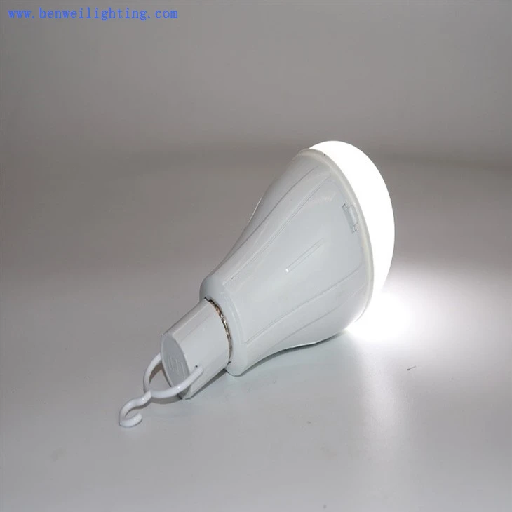 bulbs that stay on when power goes out
