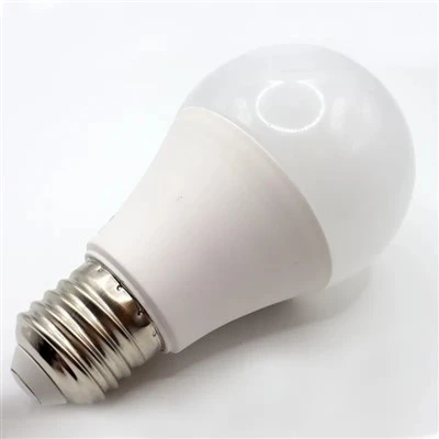 E27 LED žarnice Luči