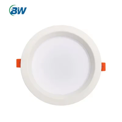 Ultra tanka vgradna stropna LED svetilka